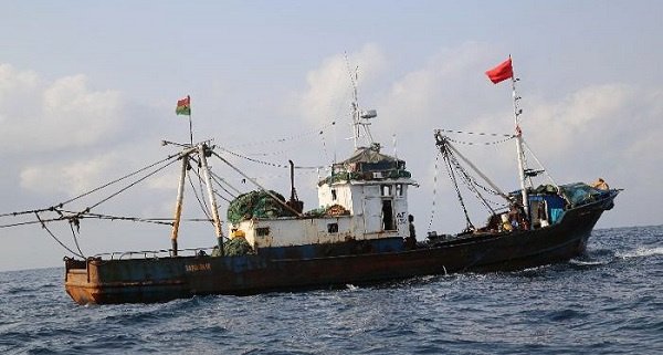 Closed season for industrial fishing begins