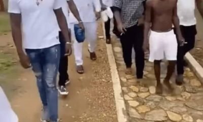 Shatta Wale, Medikal Take Their ‘Spiritual’ Bath At The Beach After Release From Prison [WATCH]