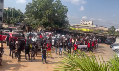 Protestors Don New Force Colors to Oppose Arrest of Movement's Spokesperson